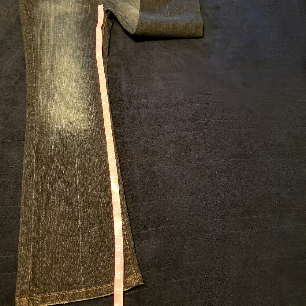 DKNY SOHO Straight Leg Jeans - Picture 3 of 12